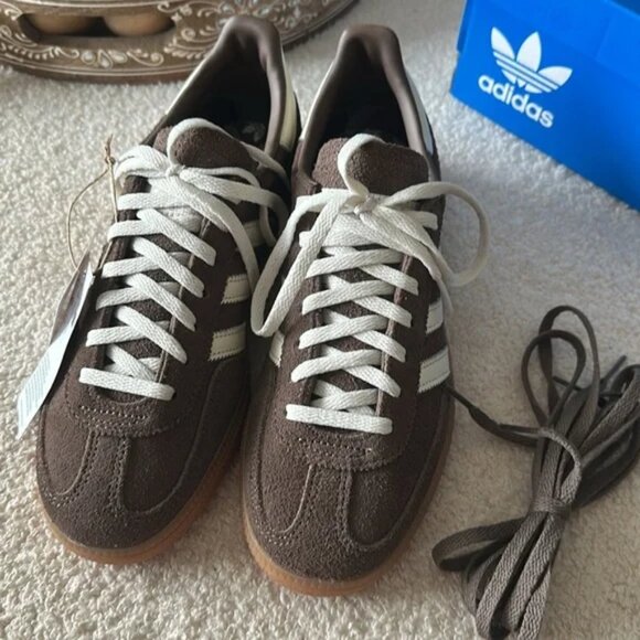 NWT Women's Adidas Handball Spezial Shoes Brown White - Picture 5 of 7